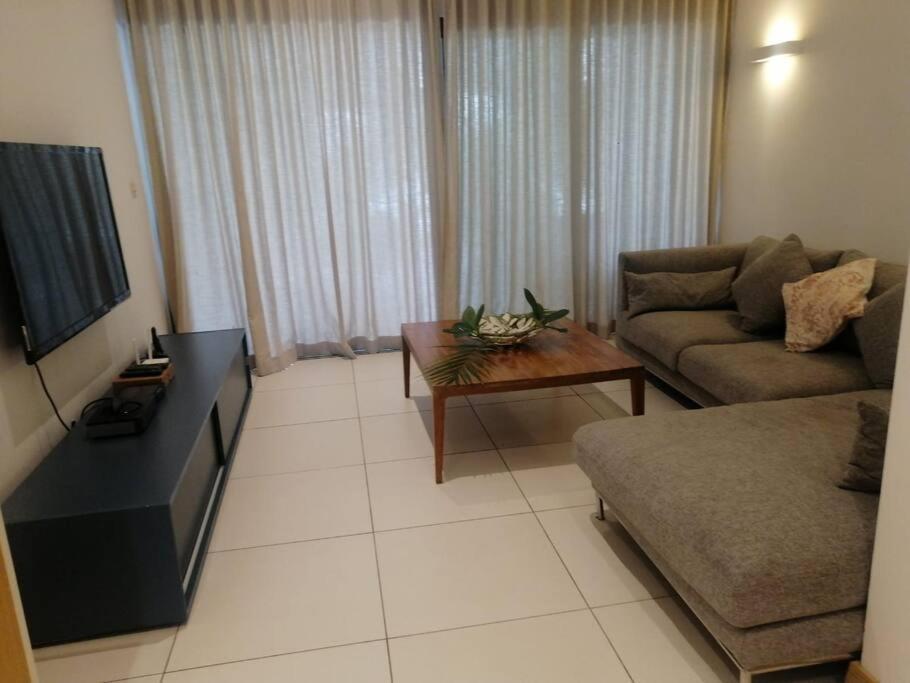 Rivière Noire Latitude Luxury Seafront Suite מראה חיצוני תמונה
