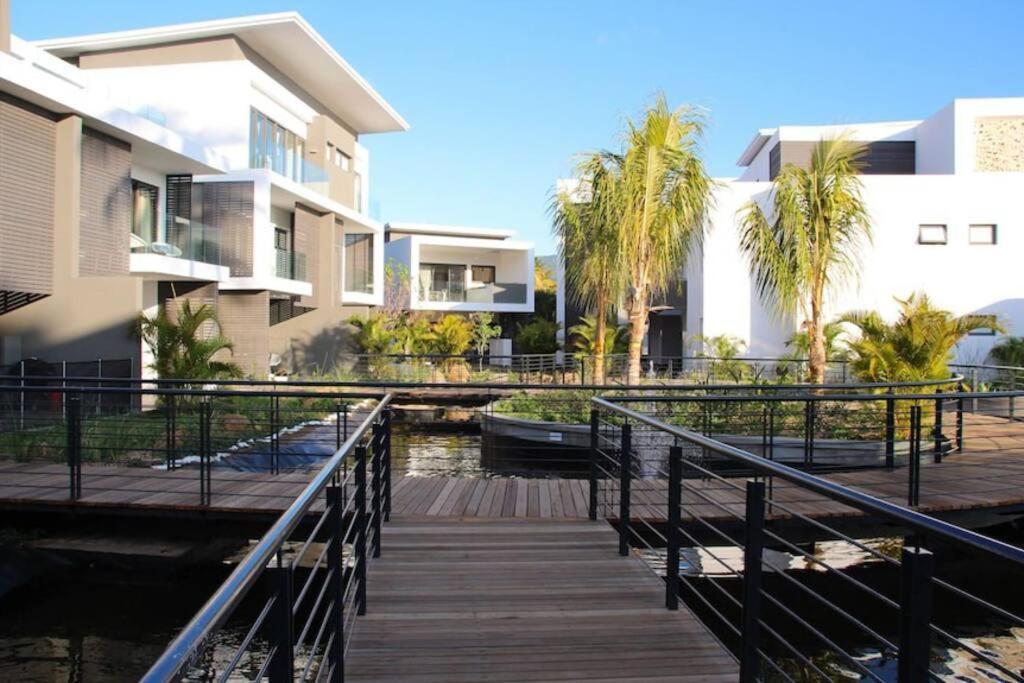 Rivière Noire Latitude Luxury Seafront Suite מראה חיצוני תמונה